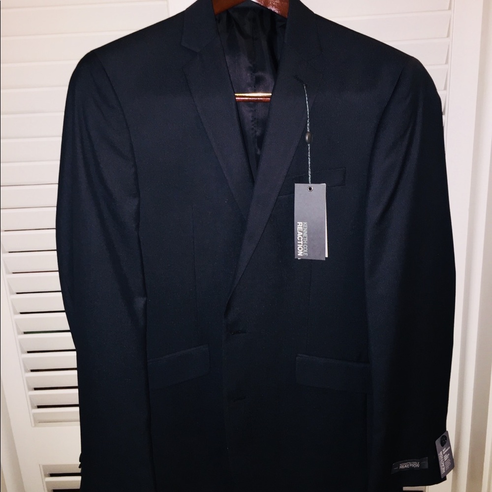 Kenneth Cole suit jacket 👔 matching pants bundle!
